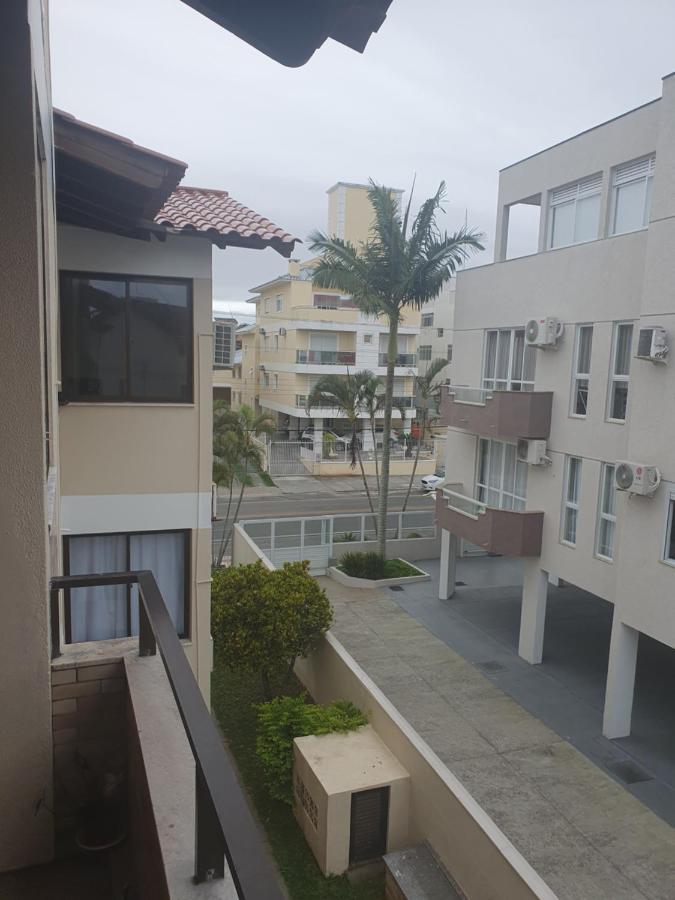 Apartamento 50Mts Praia Dos Ingleses Apartment ฟลอเรียนอโปลิส ภายนอก รูปภาพ